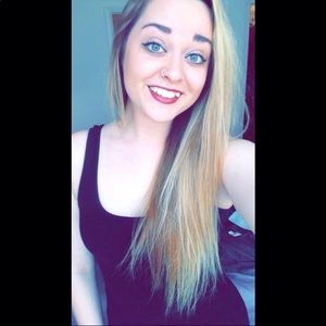 Meet your Posher, Deanna